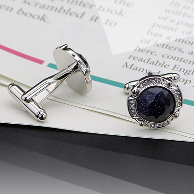 Ювелірний лікнеп: як правильно вибрати запонки до одягу?